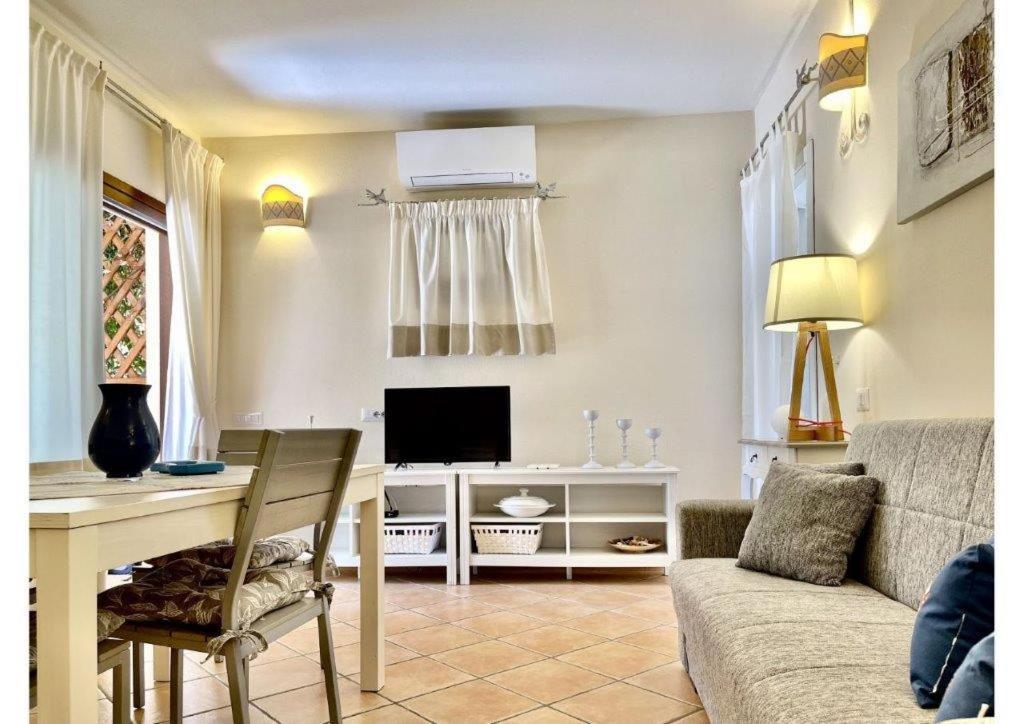 Le Residenze Sul Mare B6 Porto Ottiolu Exterior foto
